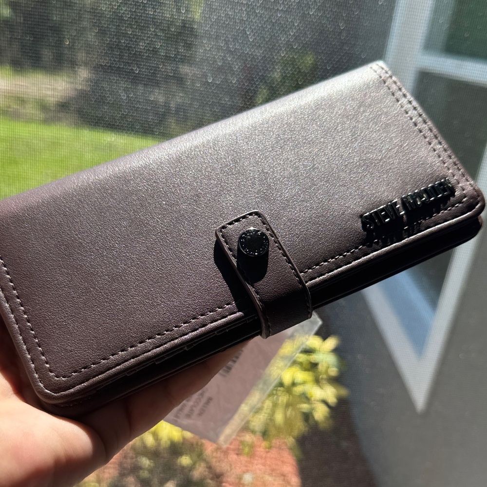 Steve madden new brown wallet